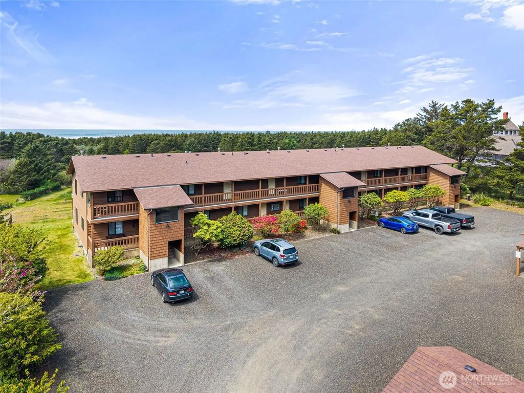 2855 S Forrest Street 206, Westport