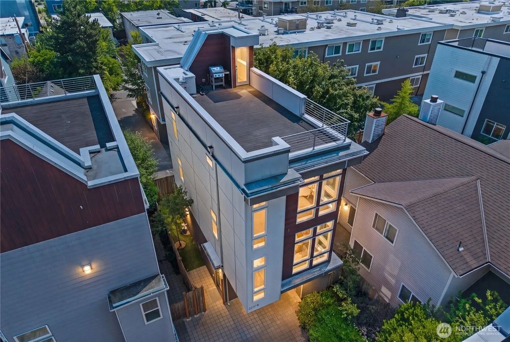 2227 Nw 60th Street B, Seattle