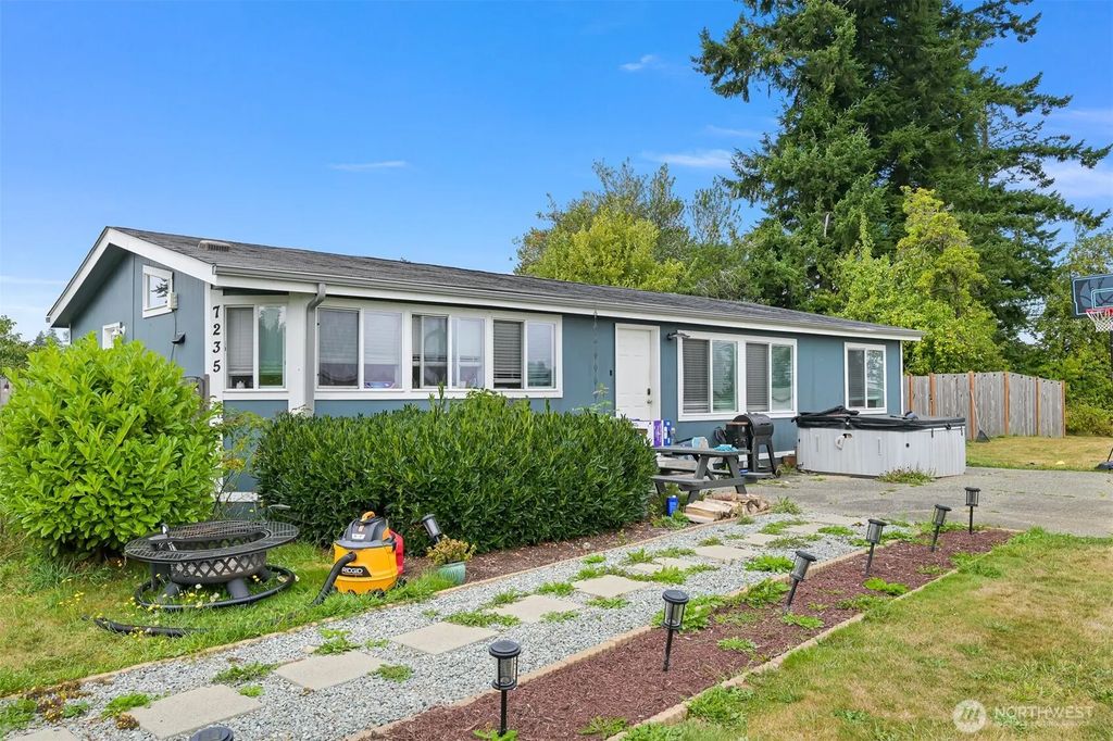 7245 Kickerville Road, Ferndale