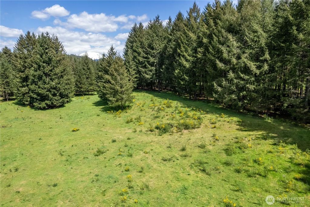 211 Sugarpine Road, Ariel