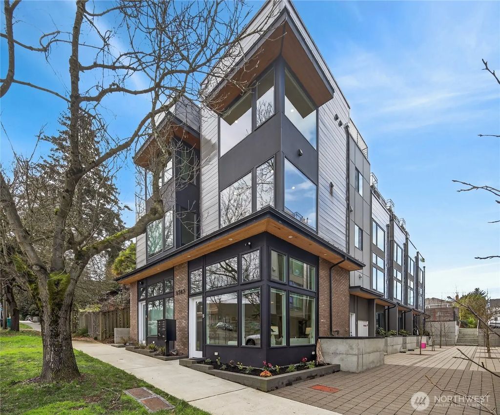 6543 35th Avenue Sw B, Seattle