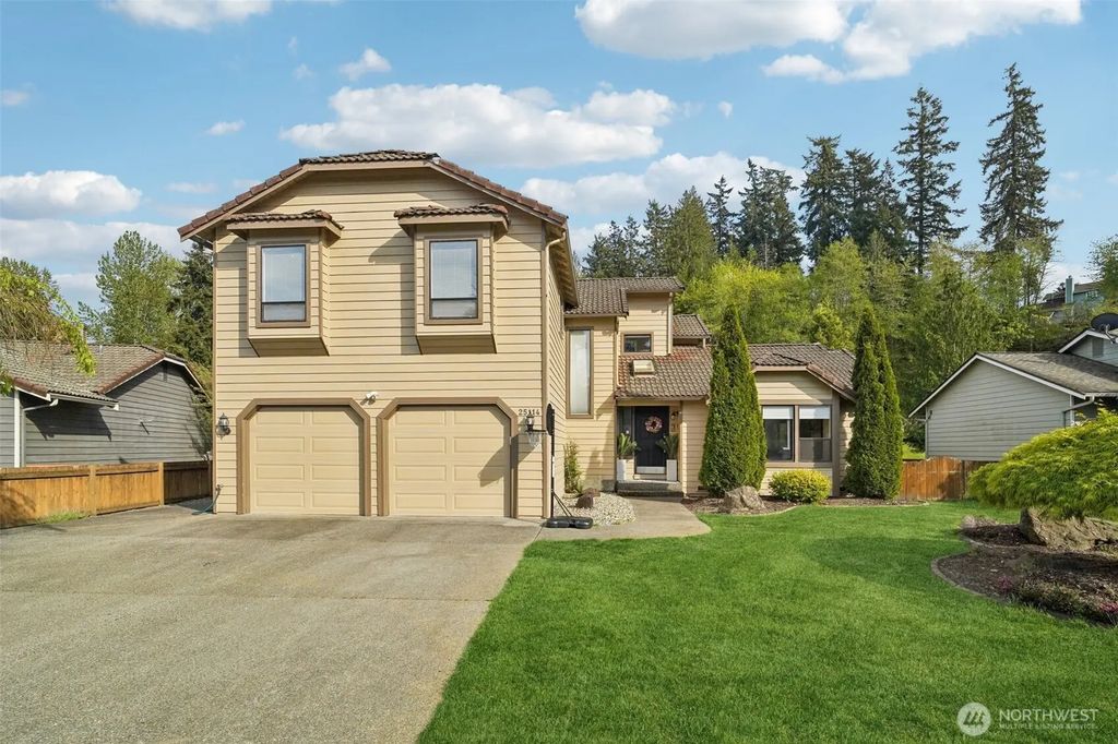 25114 Lake Wilderness Country Club Drive Se, Maple Valley
