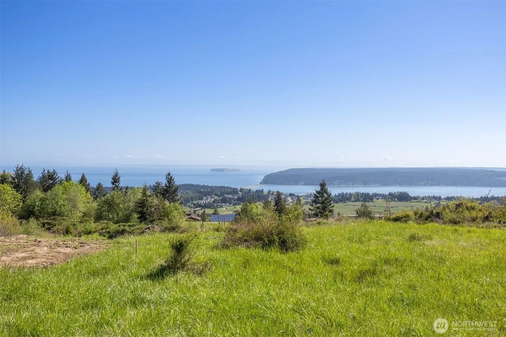 623 Doe Run Road, Sequim