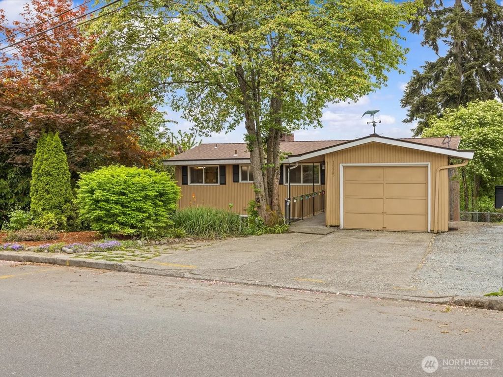 14445 5th Avenue S, Burien