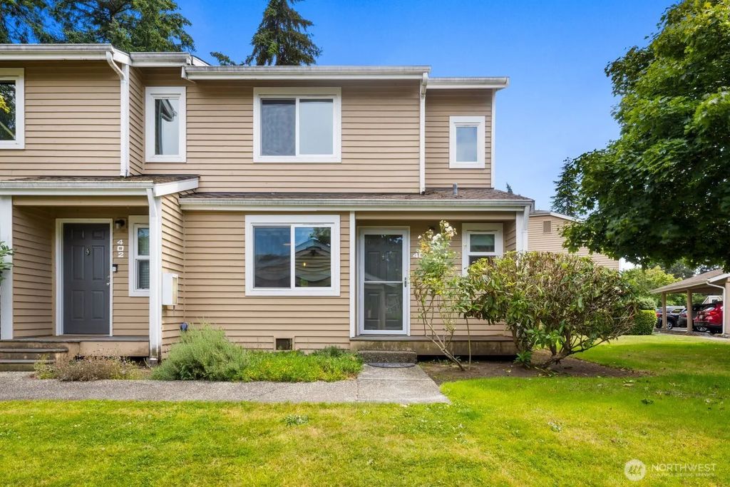23816 12th Place S 401, Des Moines