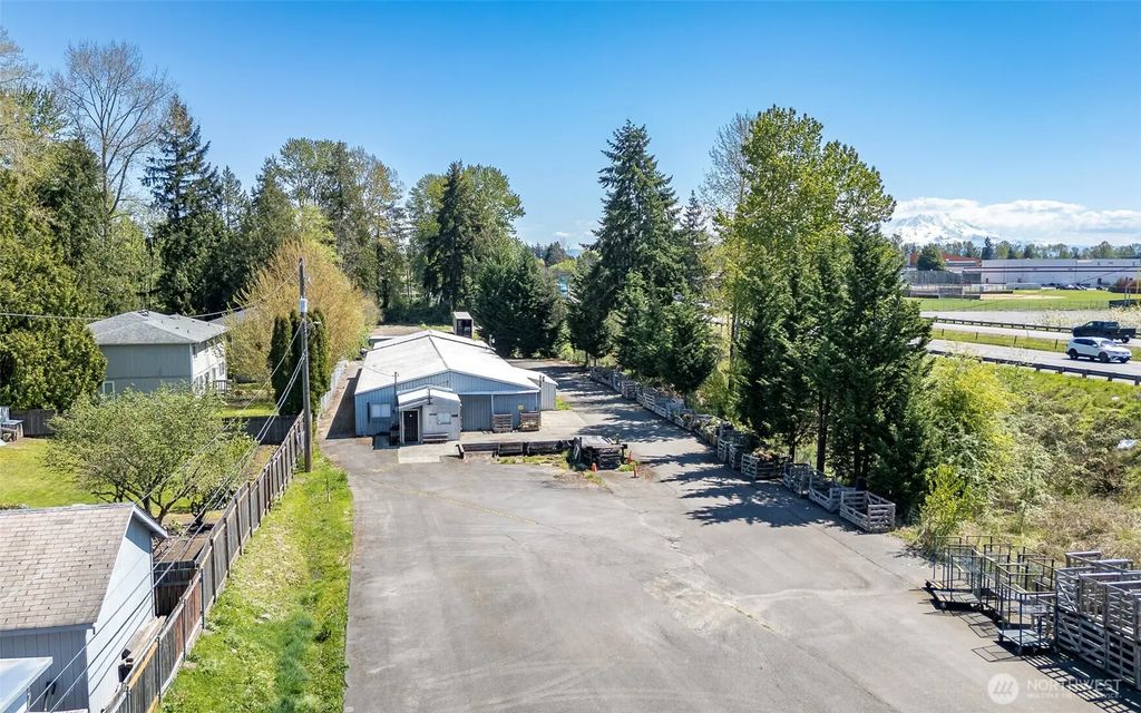 10709 12th Avenue E, Tacoma