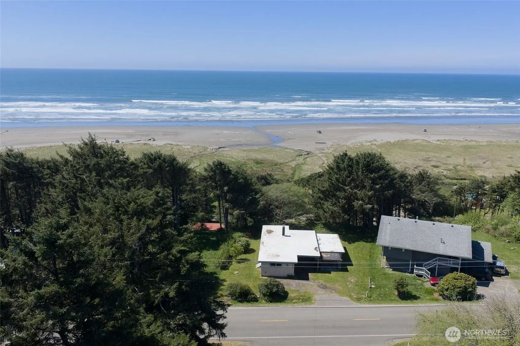 47571 State Route 109, Moclips
