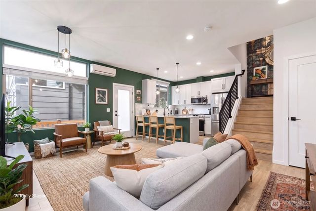 8015 Mary Avenue Nw D, Seattle