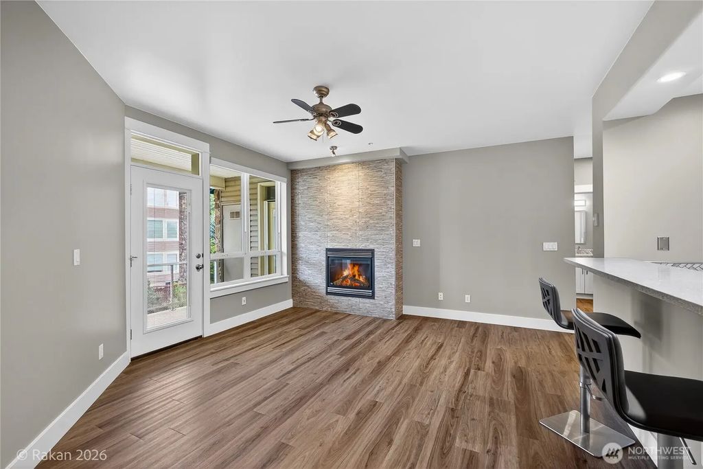 1416 Lindsay Loop 306, Mount Vernon