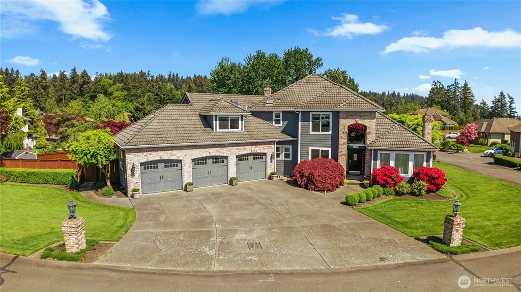 3805 90th Avenue Ct E, Edgewood