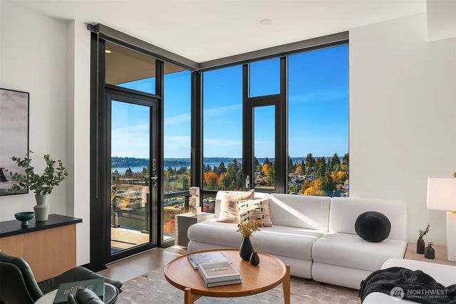 889 Avenue Square Ne 603, Bellevue