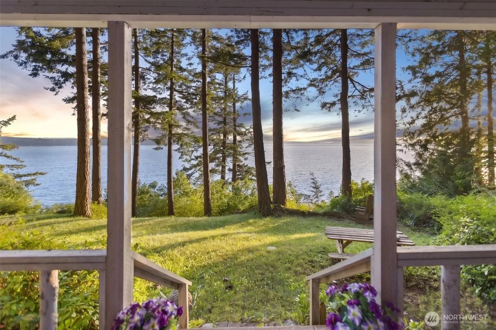 2726 Sea Garden Lane, Camano Island