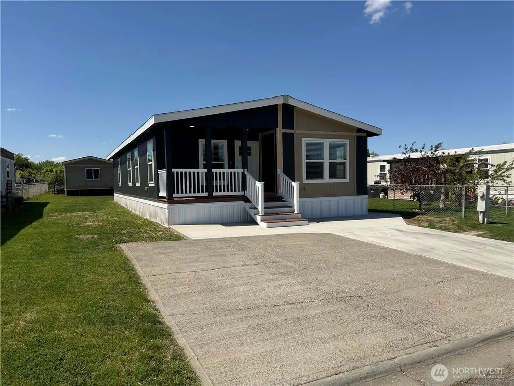 205 Pleasant Avenue 44, Grandview