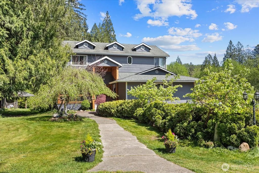 121 N Carpenter Road, Snohomish