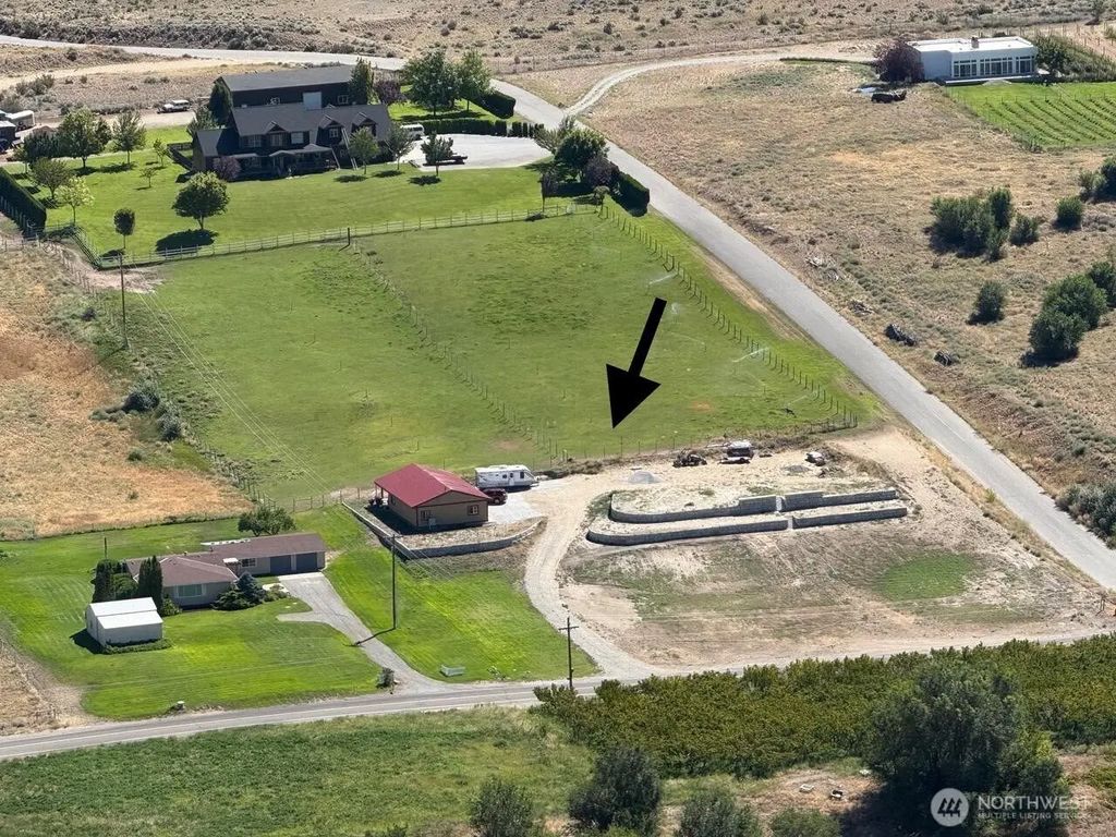 136 Eastlake Road, Oroville
