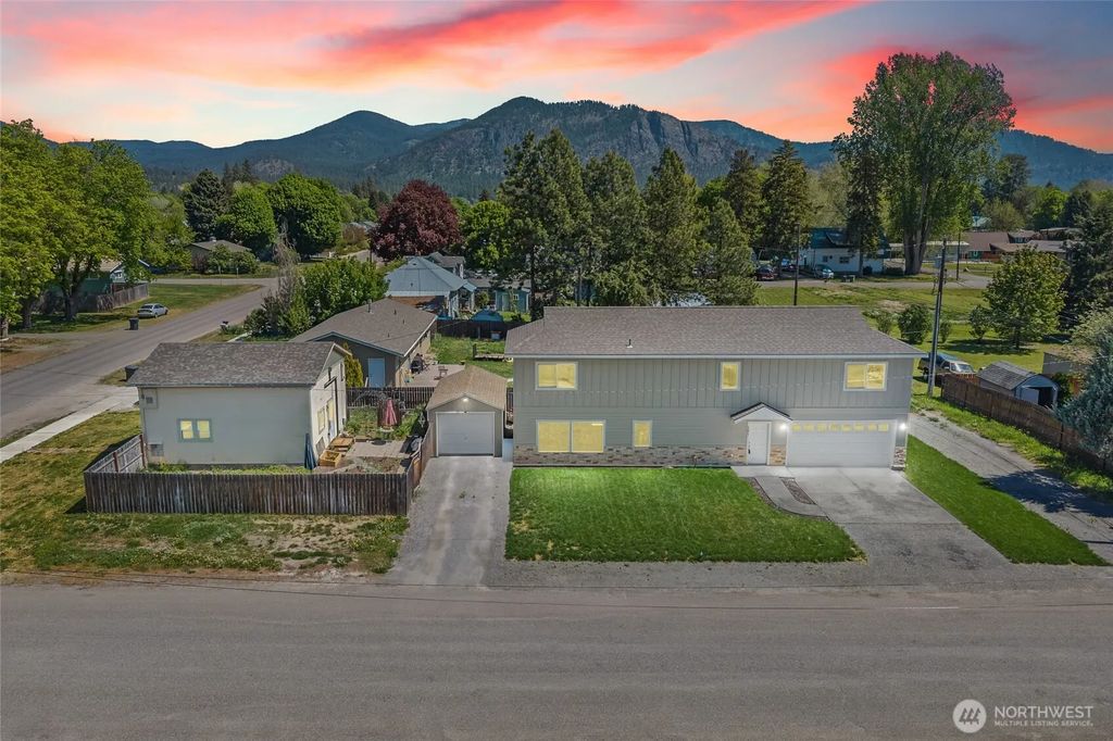 915 W Main / 101 S West St, Chewelah