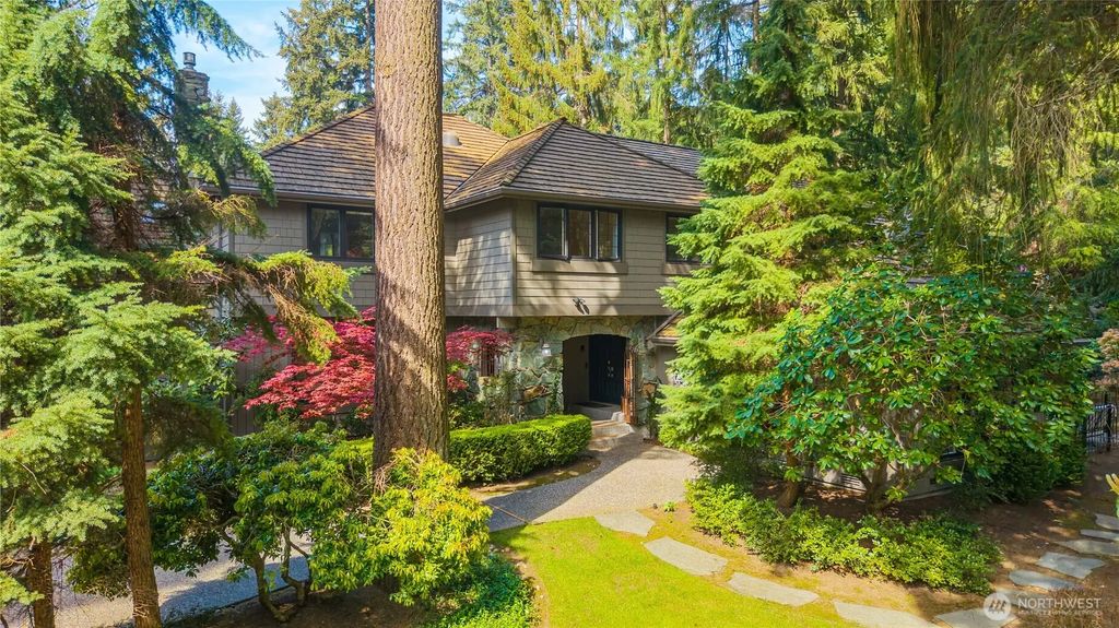 11726 Ne 41st Street, Kirkland