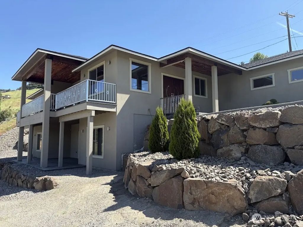 1515 American Fruit Road, Wenatchee