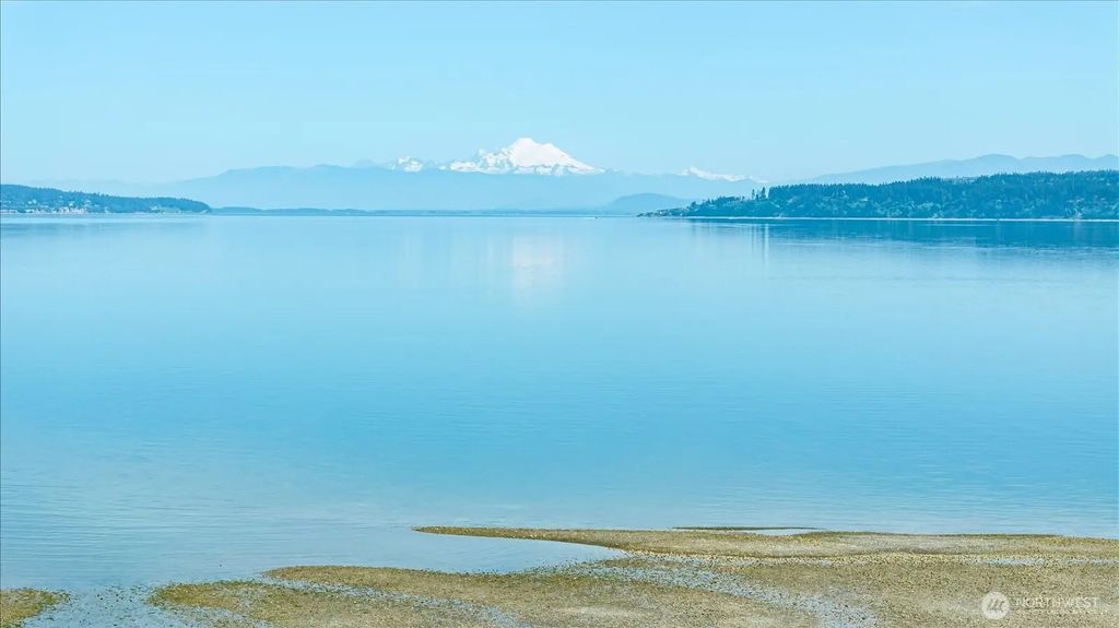 281 Harrington Road, Coupeville