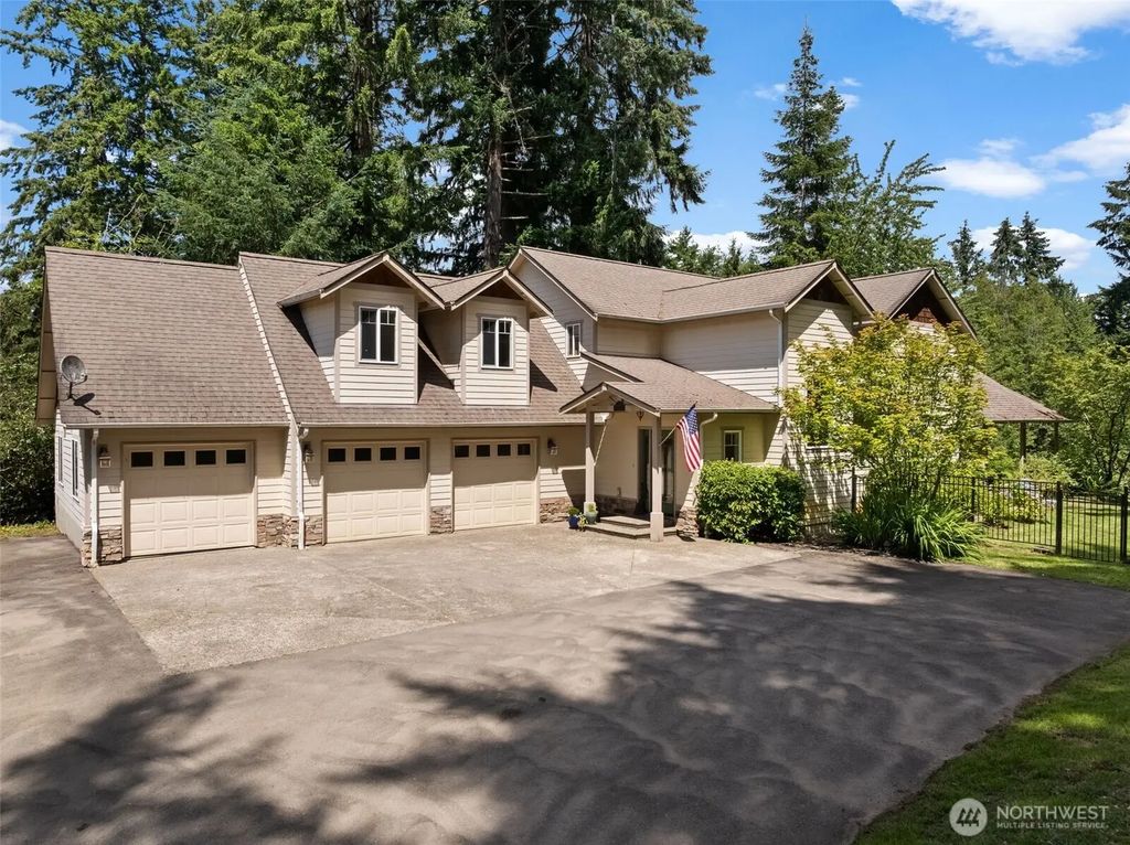 4443 Boston Harbor Road Ne, Olympia