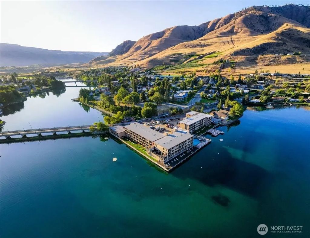 322 W Woodin Avenue 643, Chelan