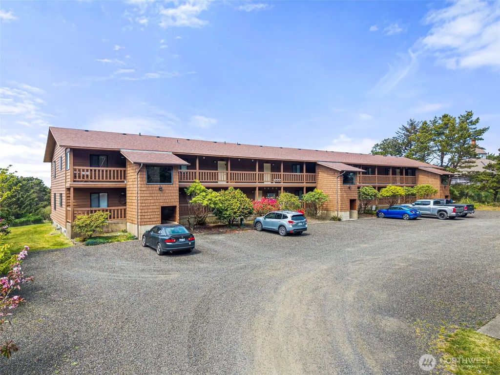 2855 S Forrest Street 203, Westport