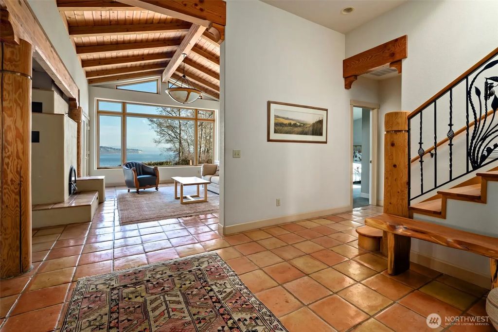 5477 Wilkinson Road, Langley
