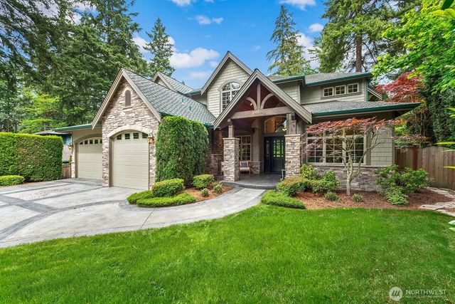 2112 104th Place Se, Bellevue