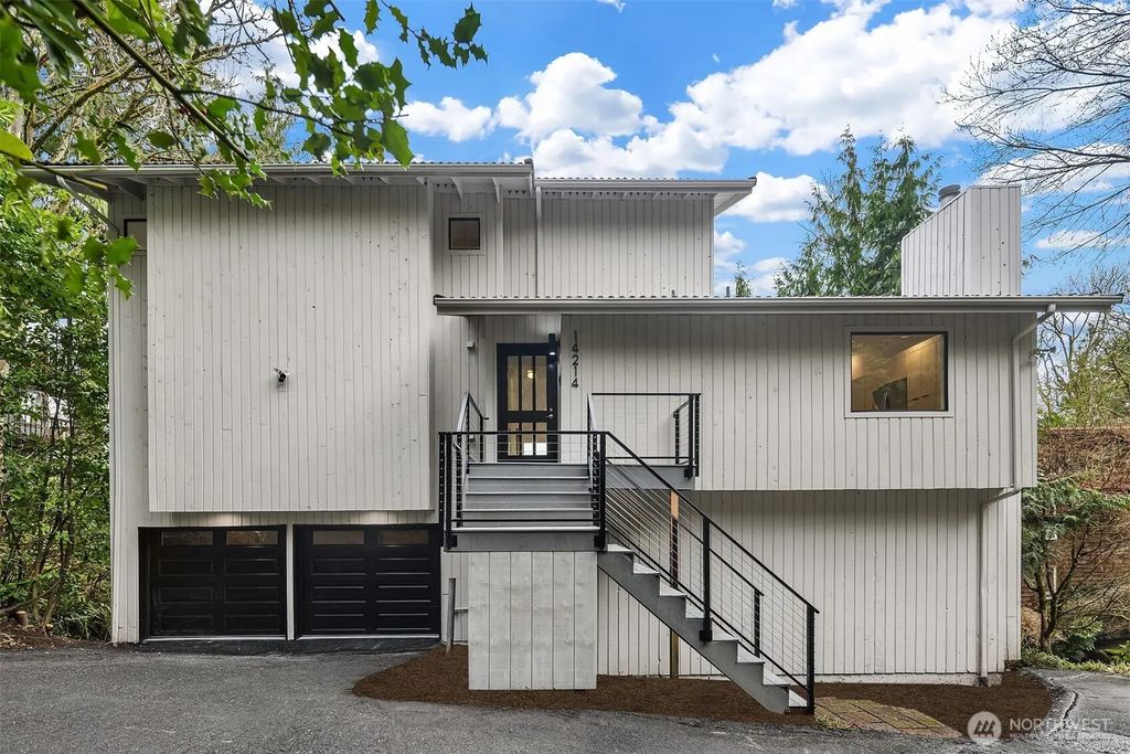 14214 Westwood Place Ne, Seattle