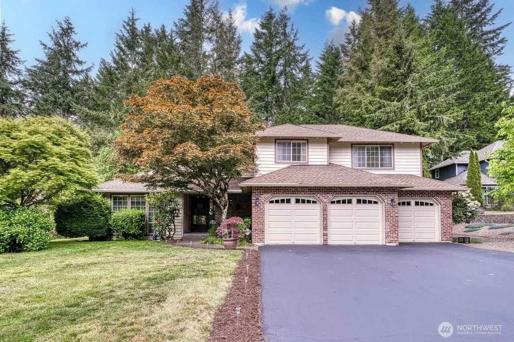 4717 Se Constitution Court, Port Orchard