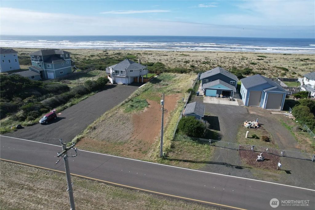 1161 Ocean Shores Boulevard Sw, Ocean Shores