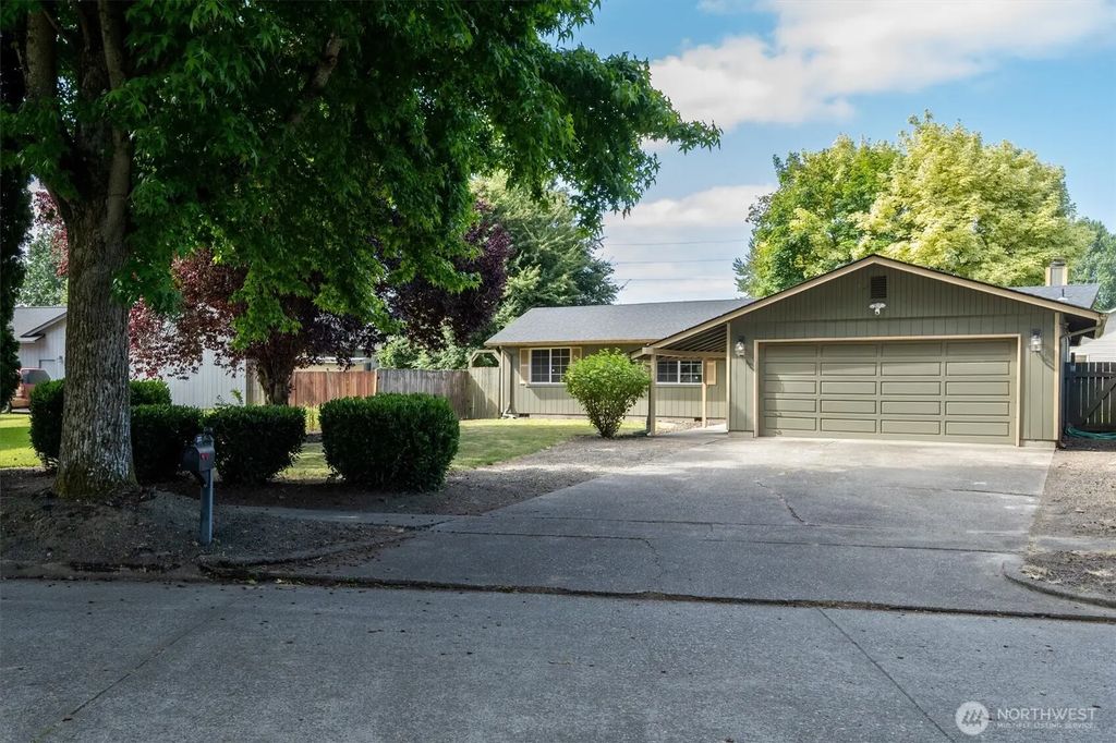 3273 Tori Lane, Longview