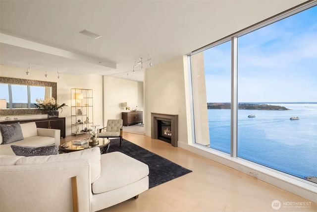 1521 2nd Avenue Ph3800, Seattle