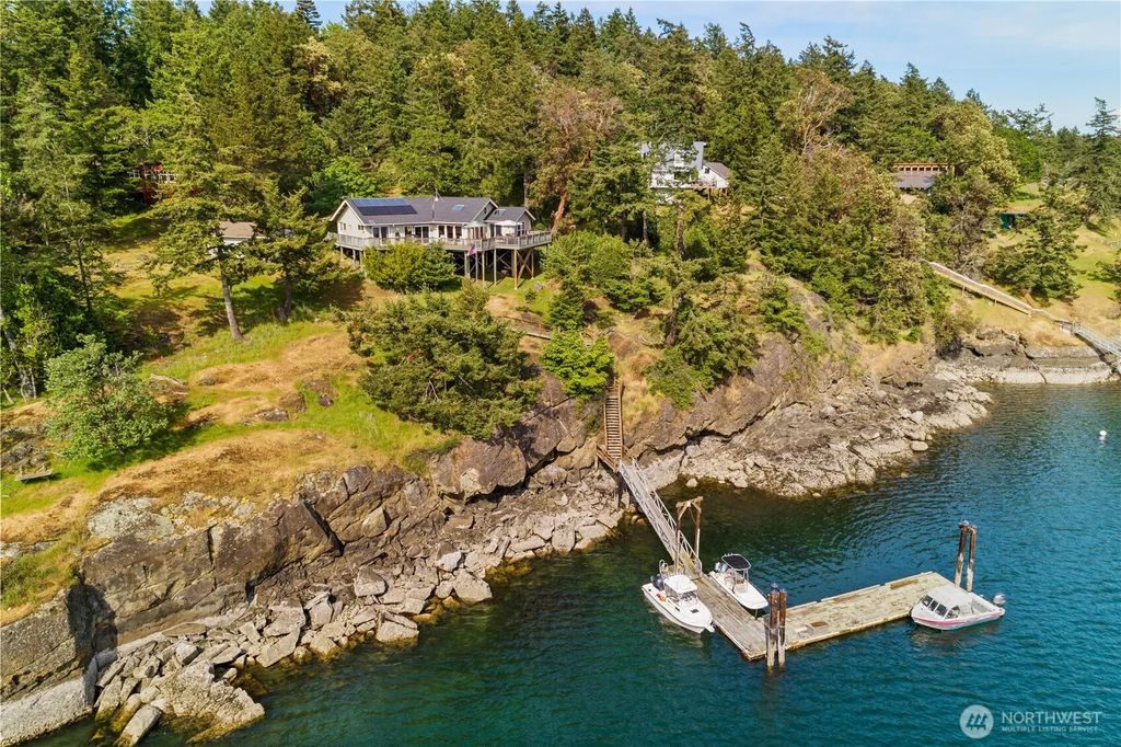 260 Harbor Vista Drive, Stuart Island