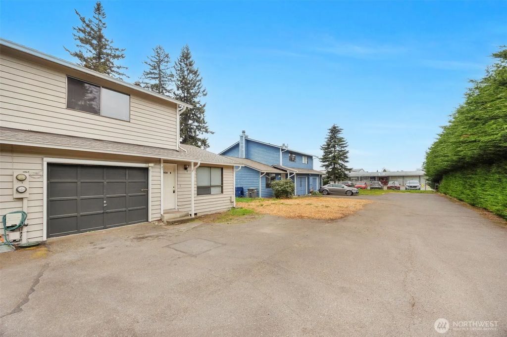 6920 Armar Road, Marysville
