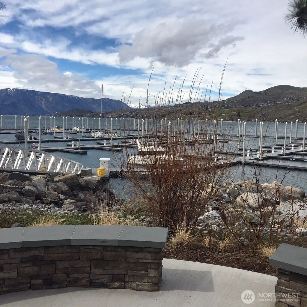 1350 W Woodin Avenue C-12, Chelan