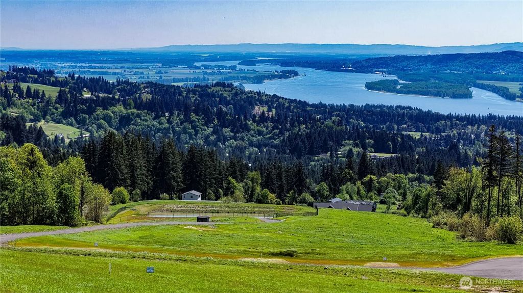 Starlight Court 36, Kalama