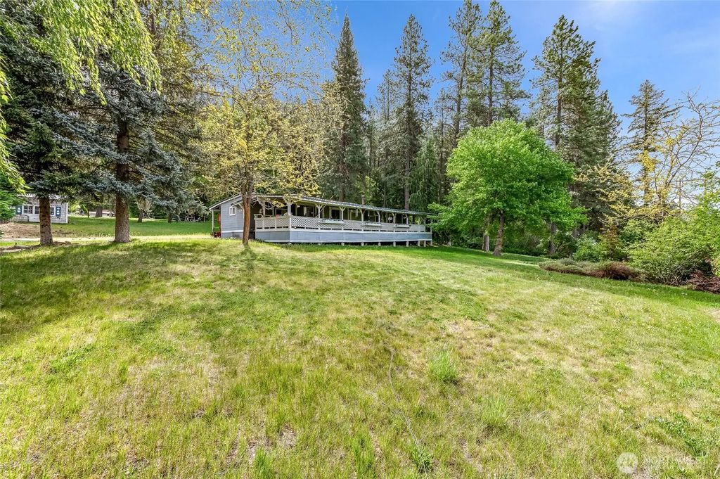 12502 Chumstick Highway, Leavenworth