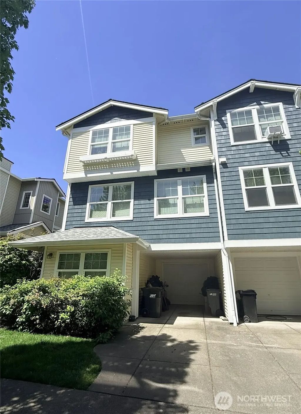 6825 Holly Park Drive S, Seattle