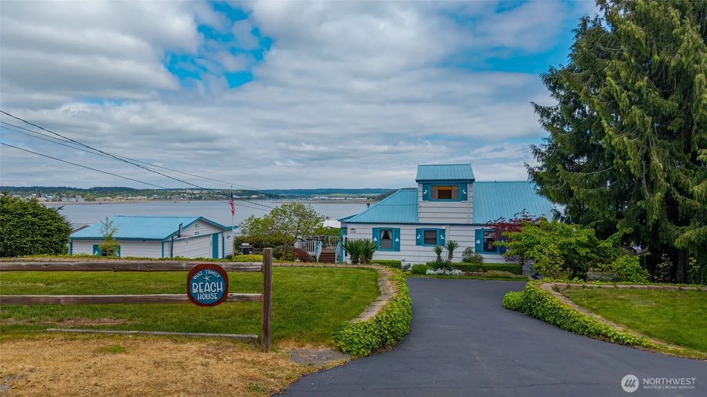 3224 Sw Scenic Heights Street, Oak Harbor
