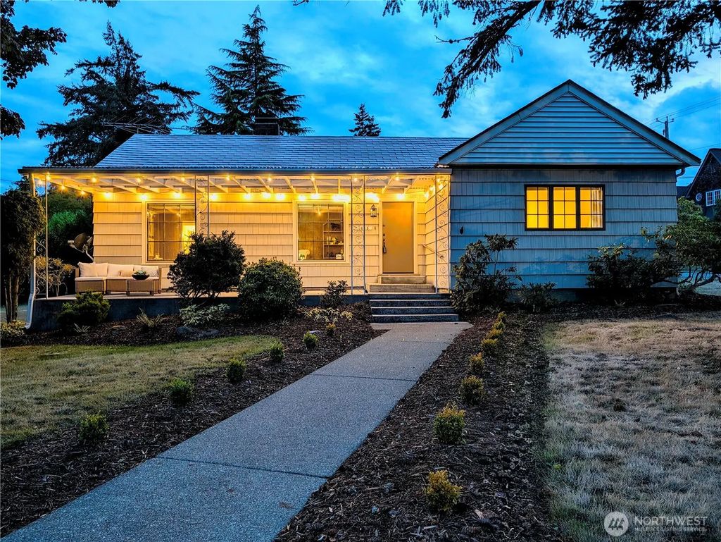 1635 Madison, Port Townsend