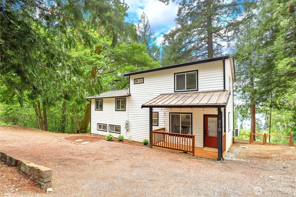 210 E Panorama Drive, Shelton