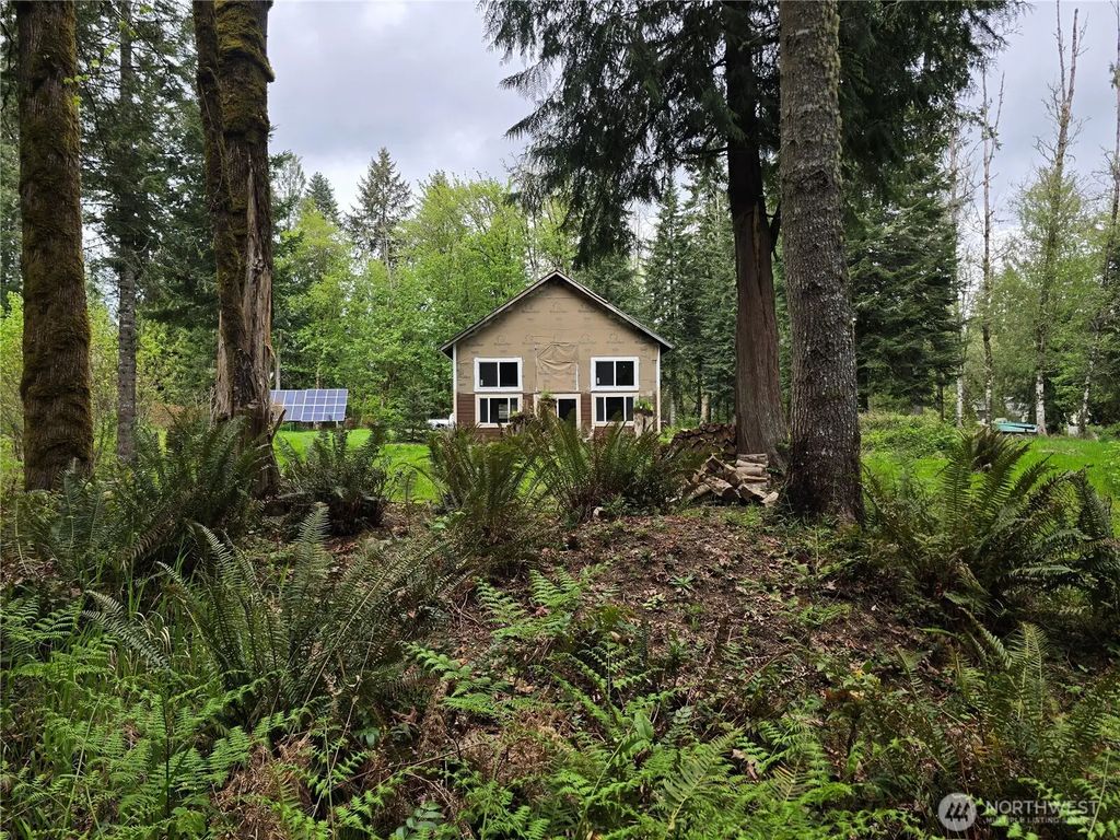 1747 Winlock Vader Road, Winlock