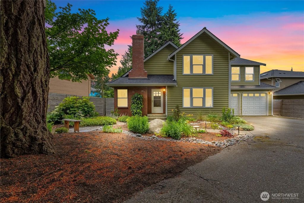 20111 Dayton Avenue N, Shoreline