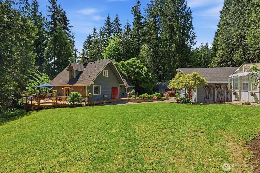 6922 232nd Avenue Ne, Redmond