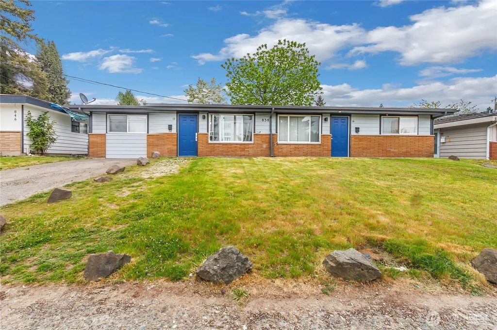838 Harrington Avenue Ne, Renton