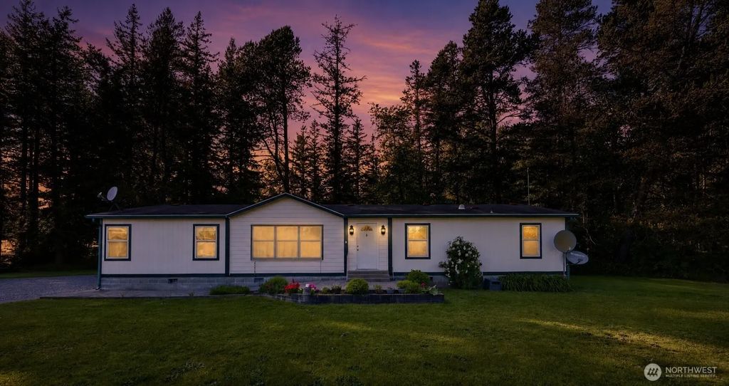 7928 Portal Way, Custer