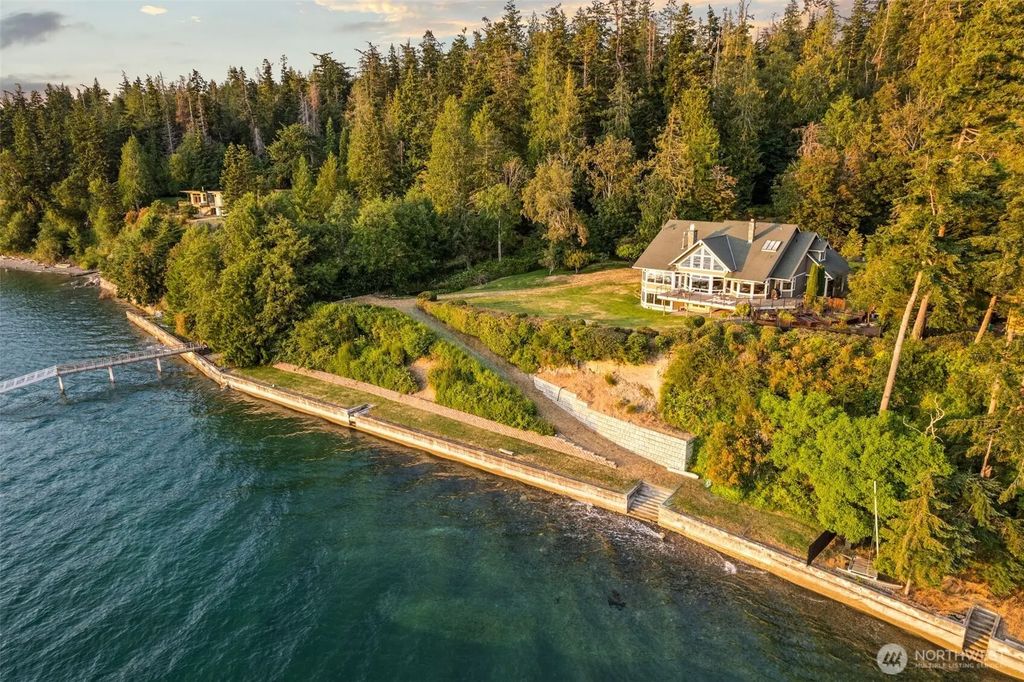 4486 East Harbor Road, Freeland