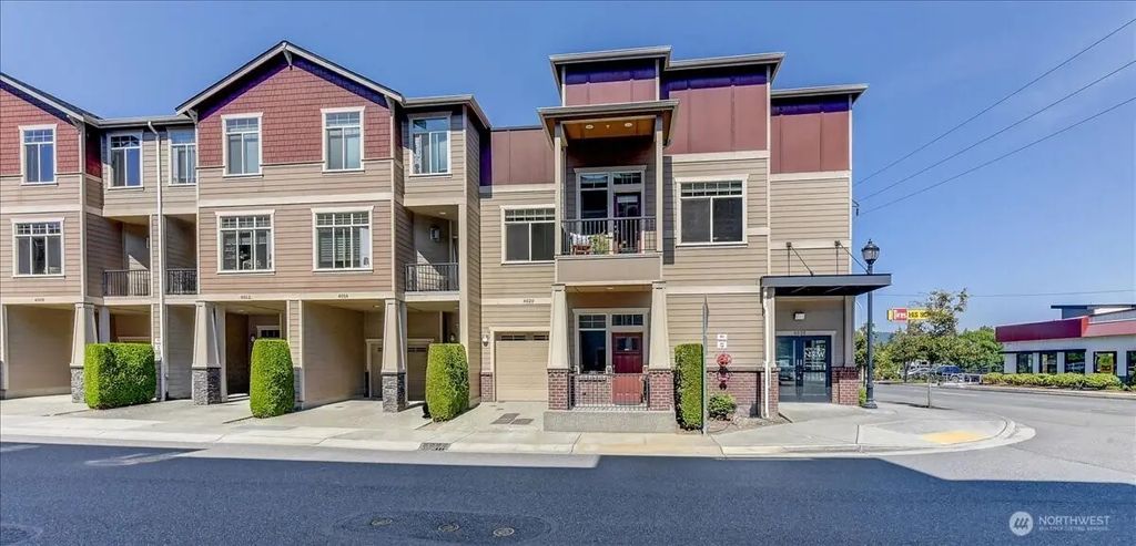 4020 Ne 3rd Place B, Renton