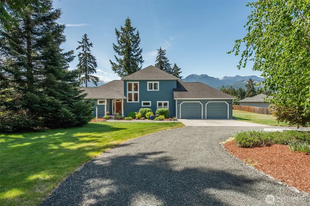 231 Hidden Valley Road, Port Angeles